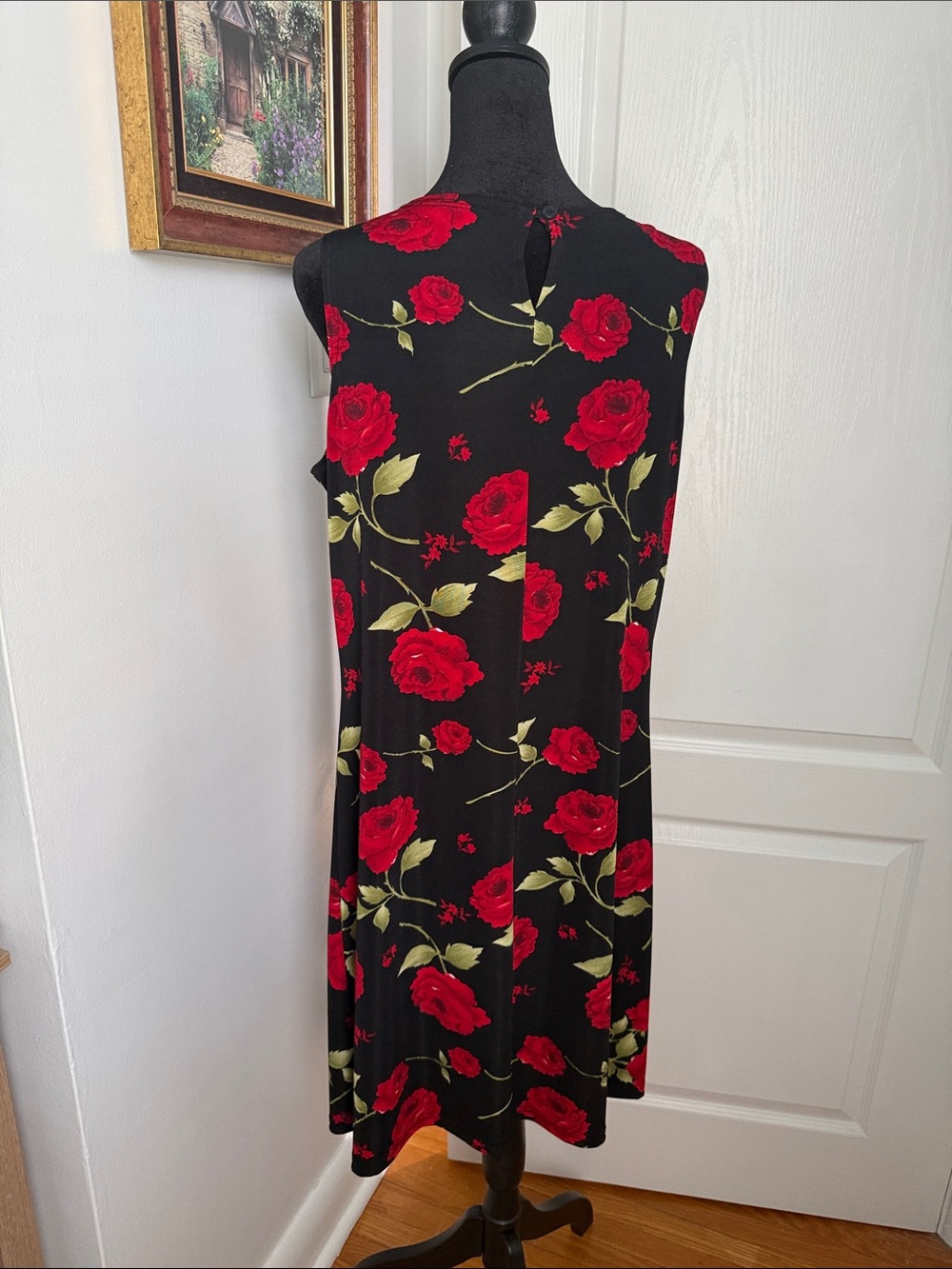 Buy 2 for 20$ ✌🏻Jessica Black Midi Dress with Red Rose Print - Picture 3 of 5